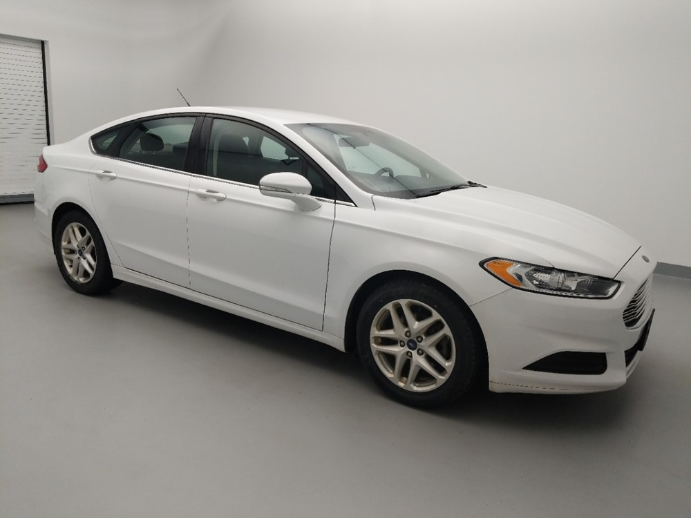 2016 Ford Fusion - Passenger Front Side