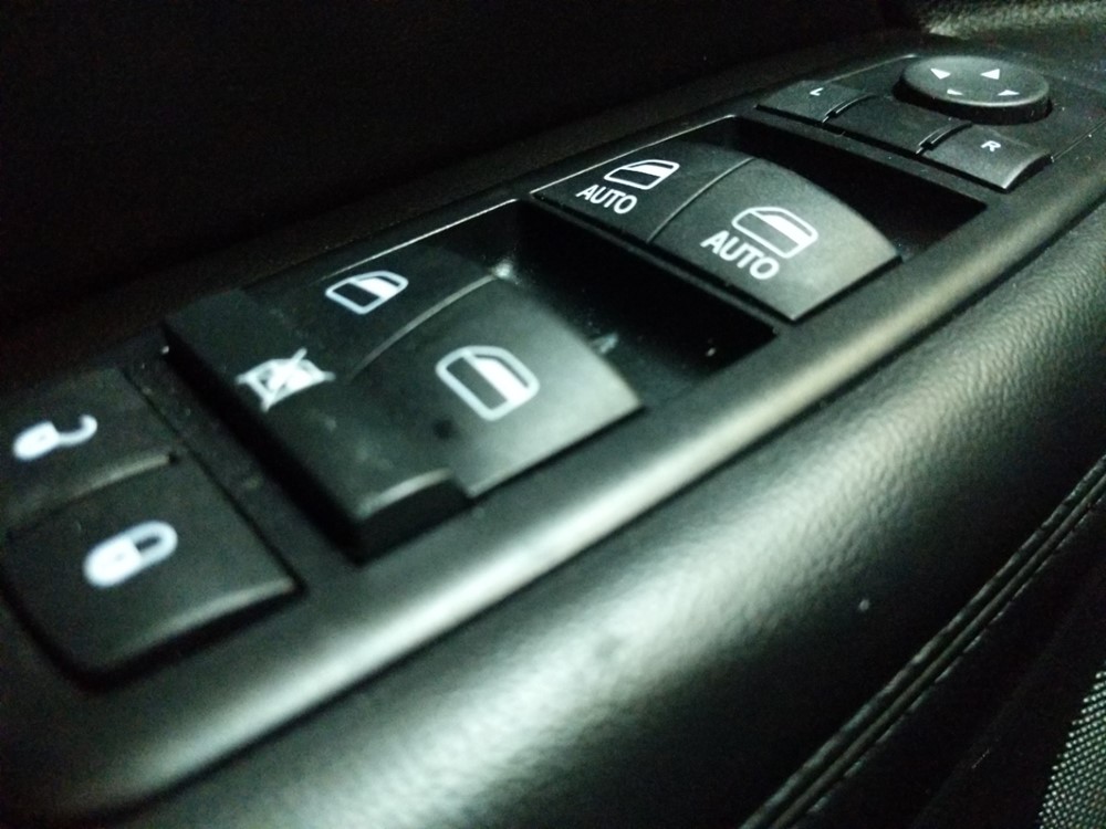 2015 Jeep Grand Cherokee - Driver Power Windows/Lock Control