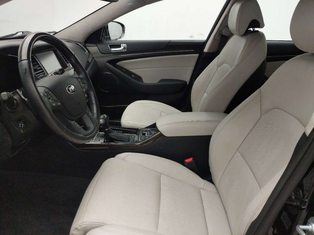 2015 Kia Cadenza - Driver Front Seat