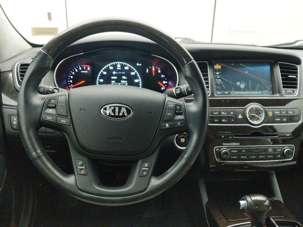 2015 Kia Cadenza - Driver Dash