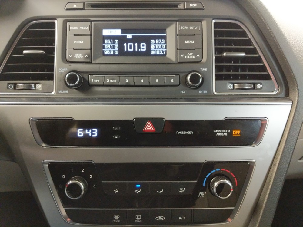 2017 Hyundai Sonata - Stereo Package
