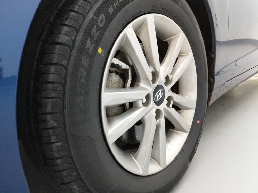 2017 Hyundai Sonata - Wheel