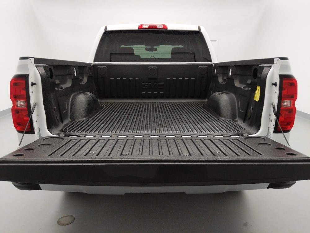 2016 Chevrolet Silverado 1500 - Trunk