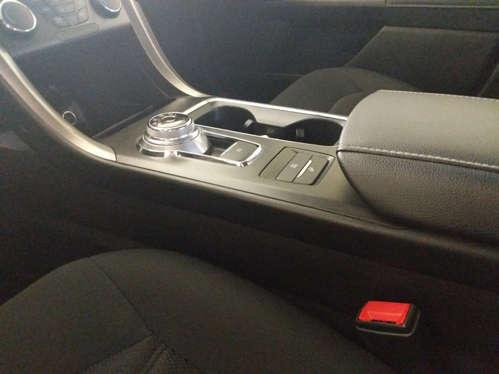 2017 Ford Fusion - Center Console/Cup Holders