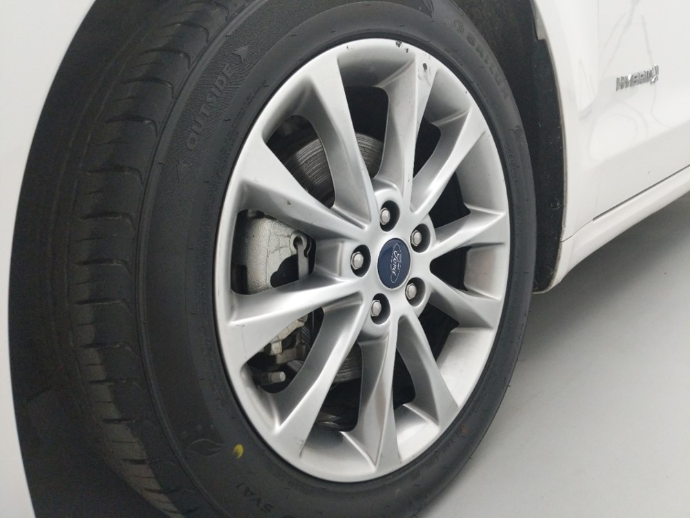 2017 Ford Fusion - Wheel