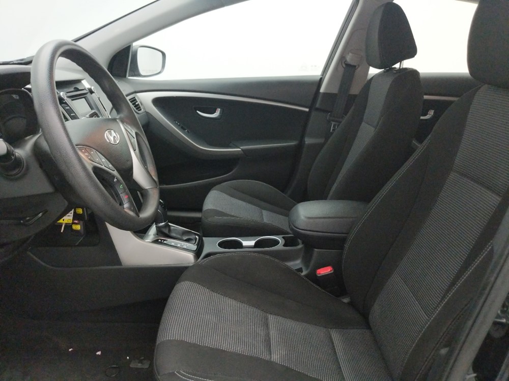 2017 Hyundai Elantra - Driver Front Seat