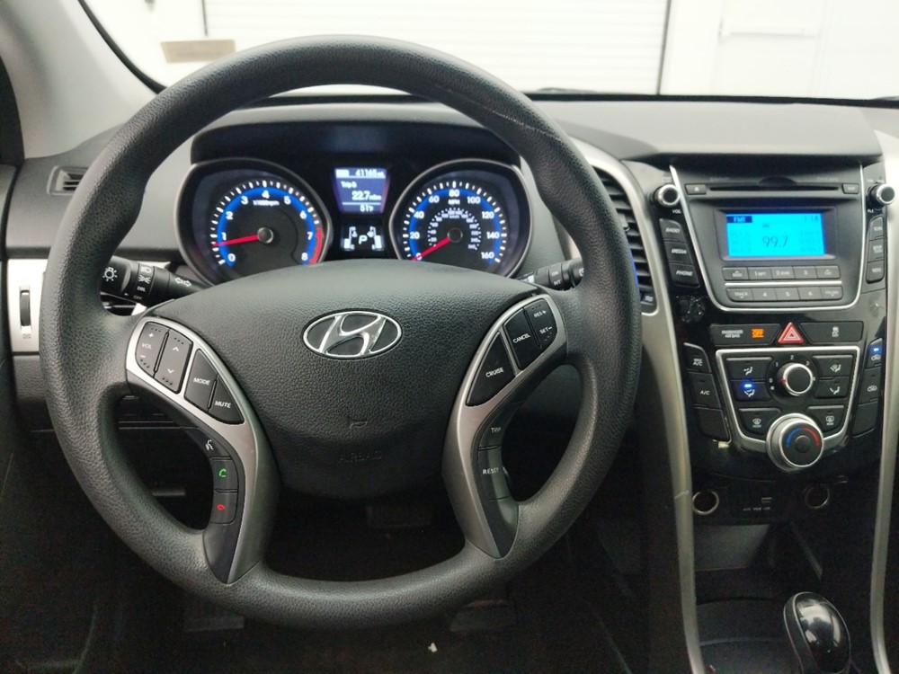 2017 Hyundai Elantra - Driver Dash