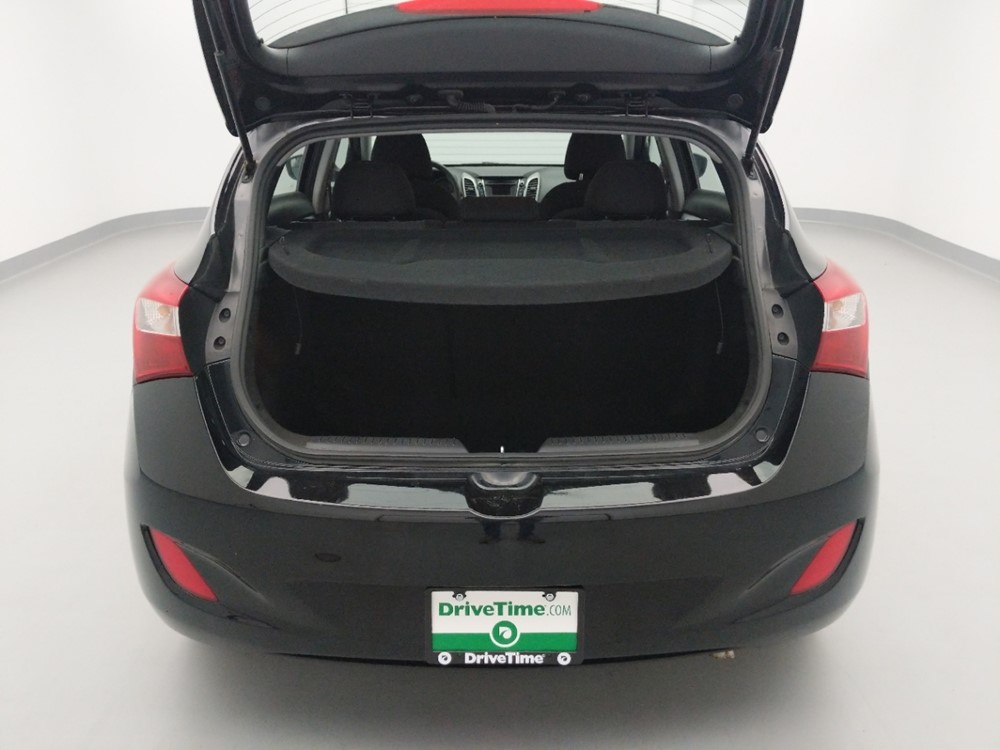 2017 Hyundai Elantra - Trunk