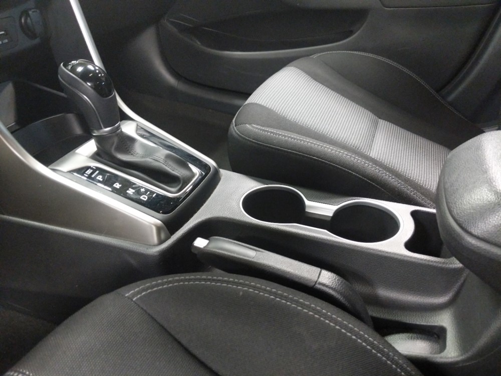 2017 Hyundai Elantra - Center Console/Cup Holders