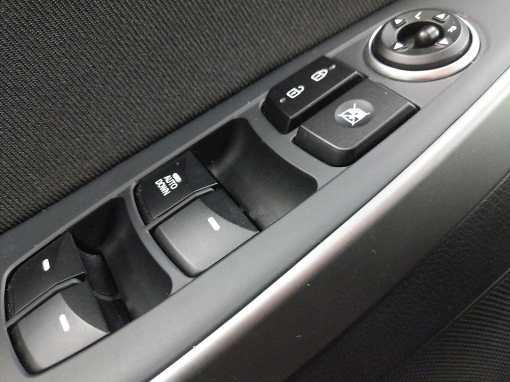 2017 Hyundai Elantra - Driver Power Windows/Lock Control