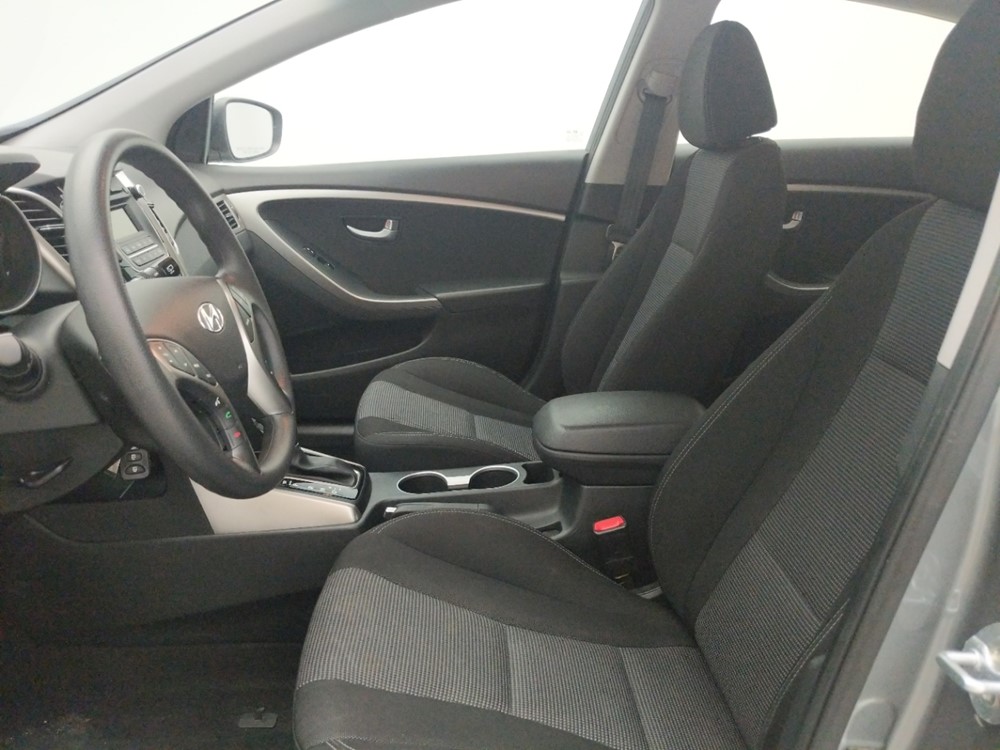 2017 Hyundai Elantra - Driver Front Seat