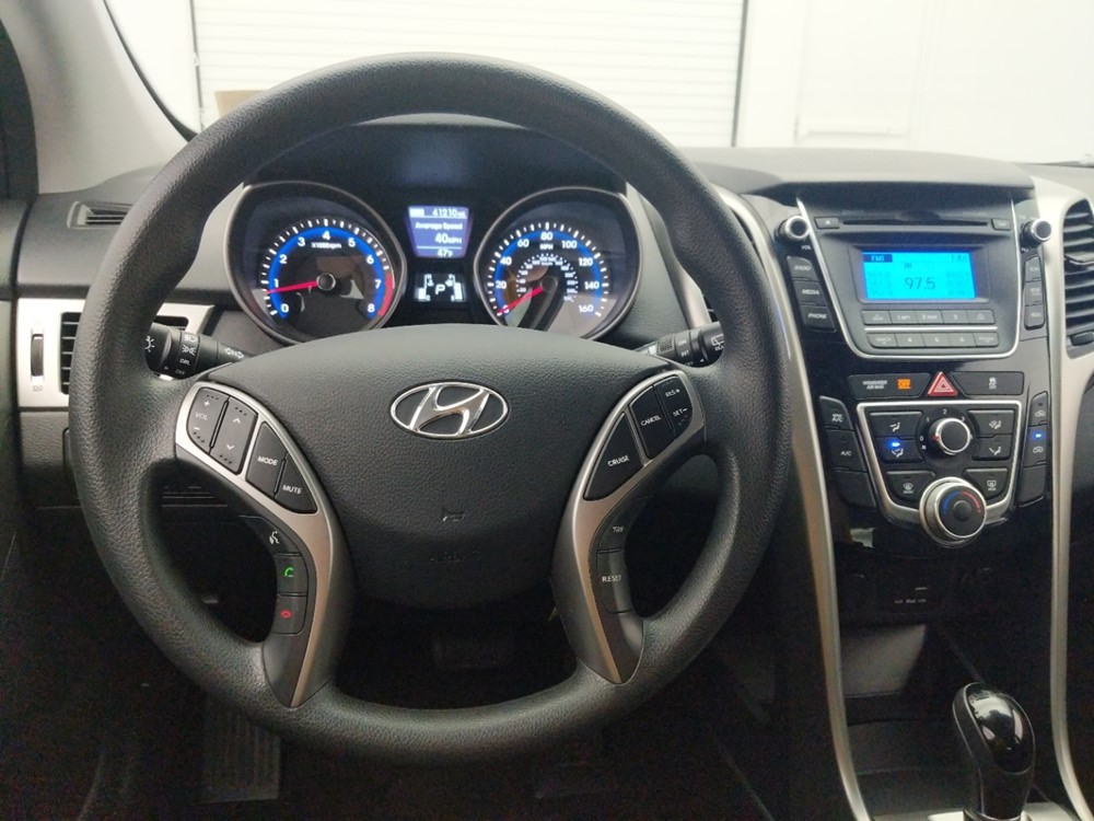 2017 Hyundai Elantra - Driver Dash