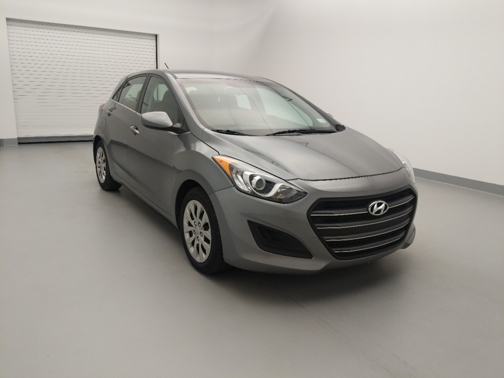 2017 Hyundai Elantra - Passenger Front Bumper