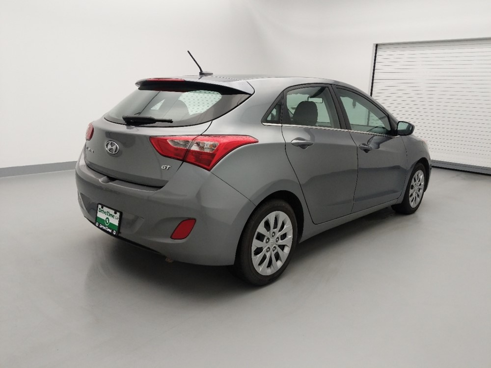 2017 Hyundai Elantra - Passenger Rear Bumper