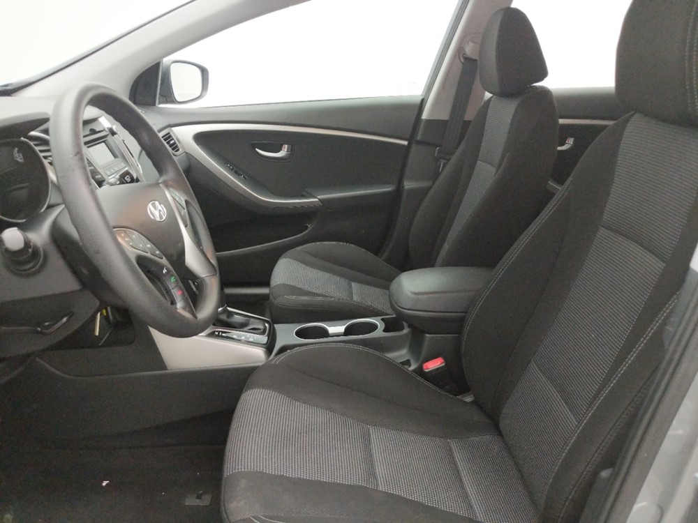 2017 Hyundai Elantra - Driver Front Seat