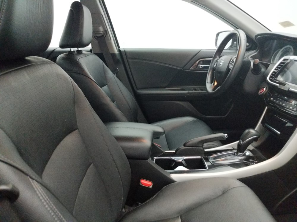 2017 Honda Accord - Passenger Front Seat