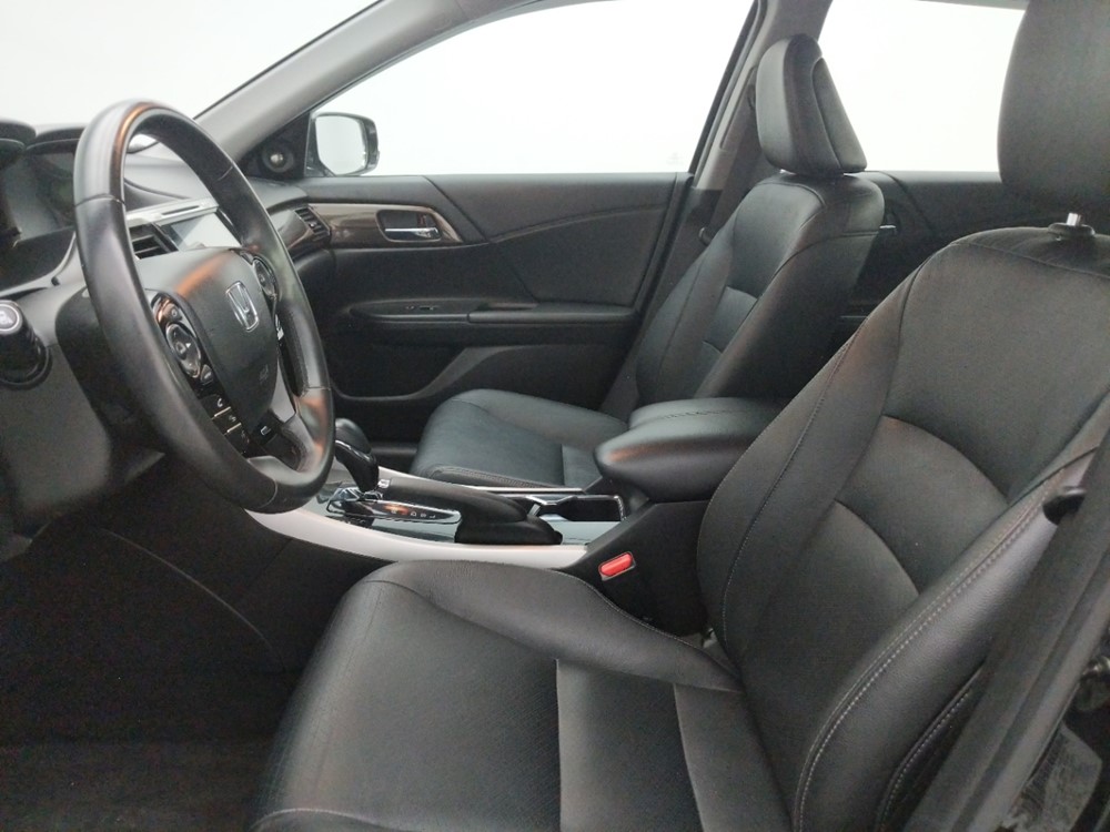 2017 Honda Accord - Driver Front Seat