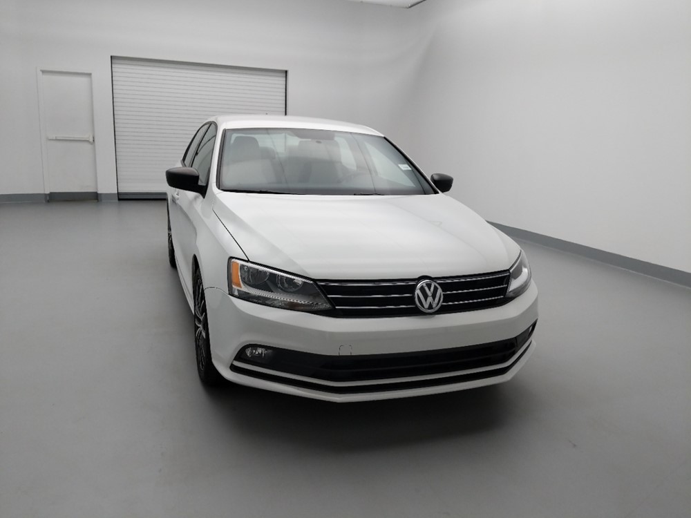 2016 Volkswagen Jetta - Passenger Front Hood