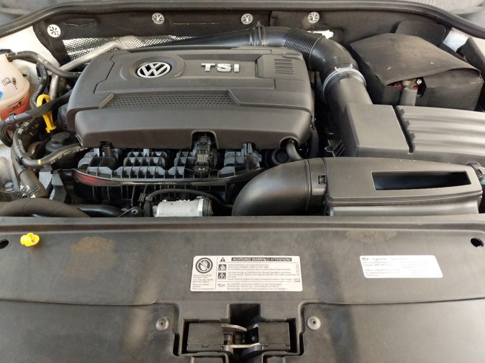 2016 Volkswagen Jetta - Engine