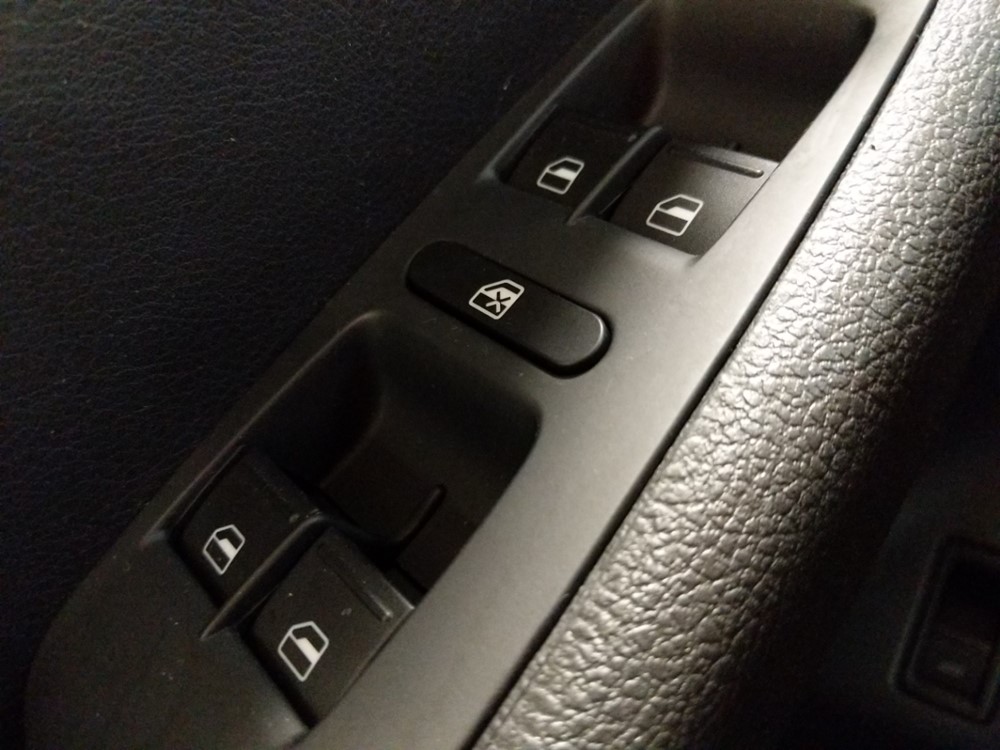 2016 Volkswagen Jetta - Driver Power Windows/Lock Control