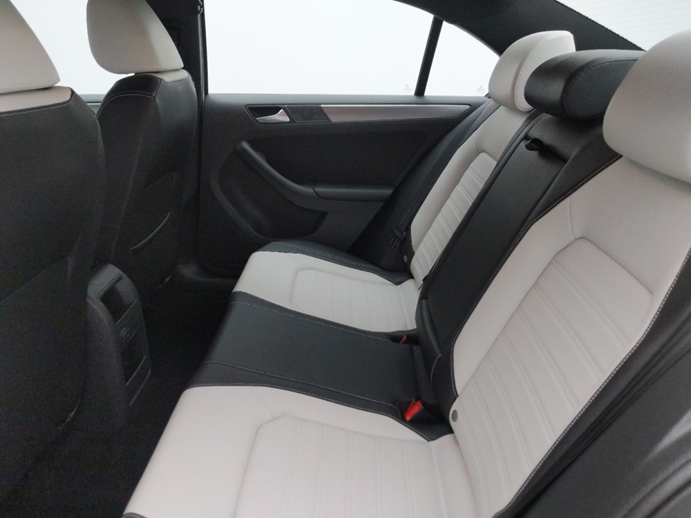 2016 Volkswagen Jetta - Driver Rear Seat