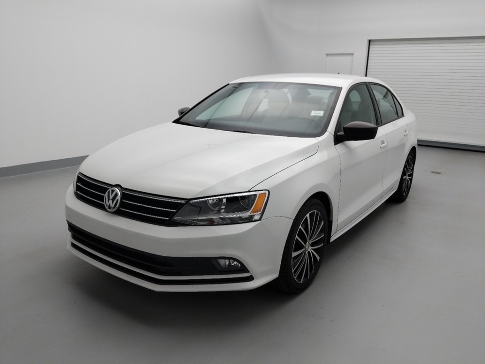 2016 Volkswagen Jetta - Driver Front Bumper