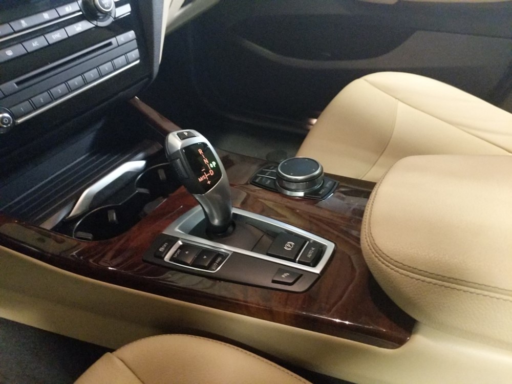2017 BMW X3 - Center Console/Cup Holders
