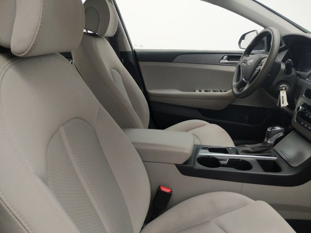 2017 Hyundai Sonata - Passenger Front Seat