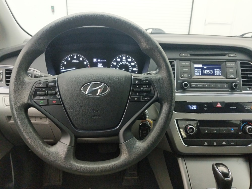 2017 Hyundai Sonata - Driver Dash