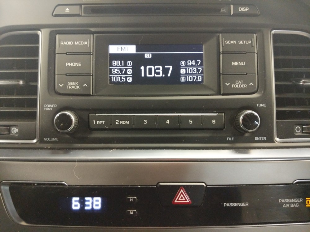 2017 Hyundai Sonata - Stereo Package