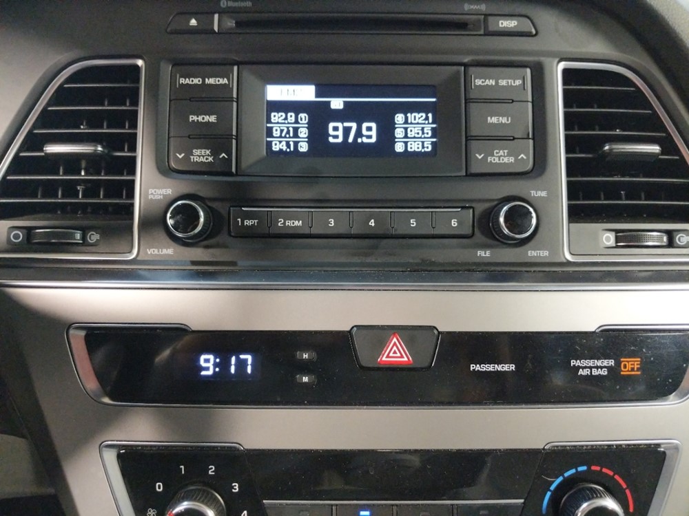 2017 Hyundai Sonata - Stereo Package