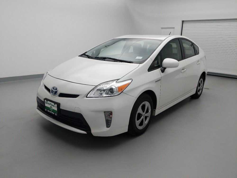 2015 Toyota Prius - Driver Front Bumper