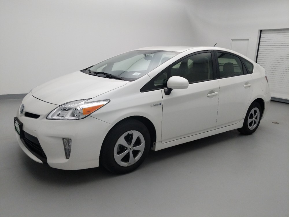 2015 Toyota Prius - Driver Front Side