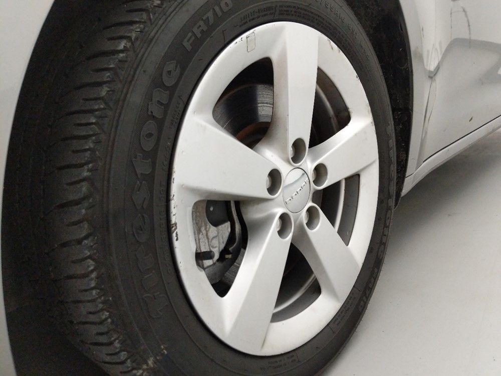 2016 Dodge Dart - Wheel