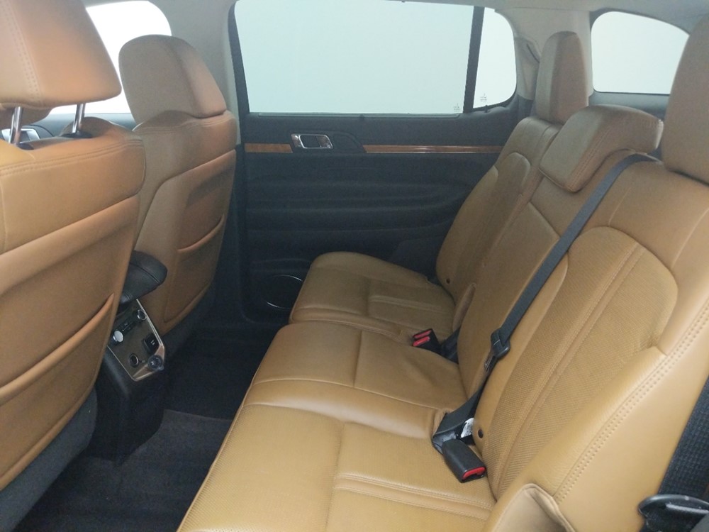 2010 Lincoln MKT - Driver Rear Seat