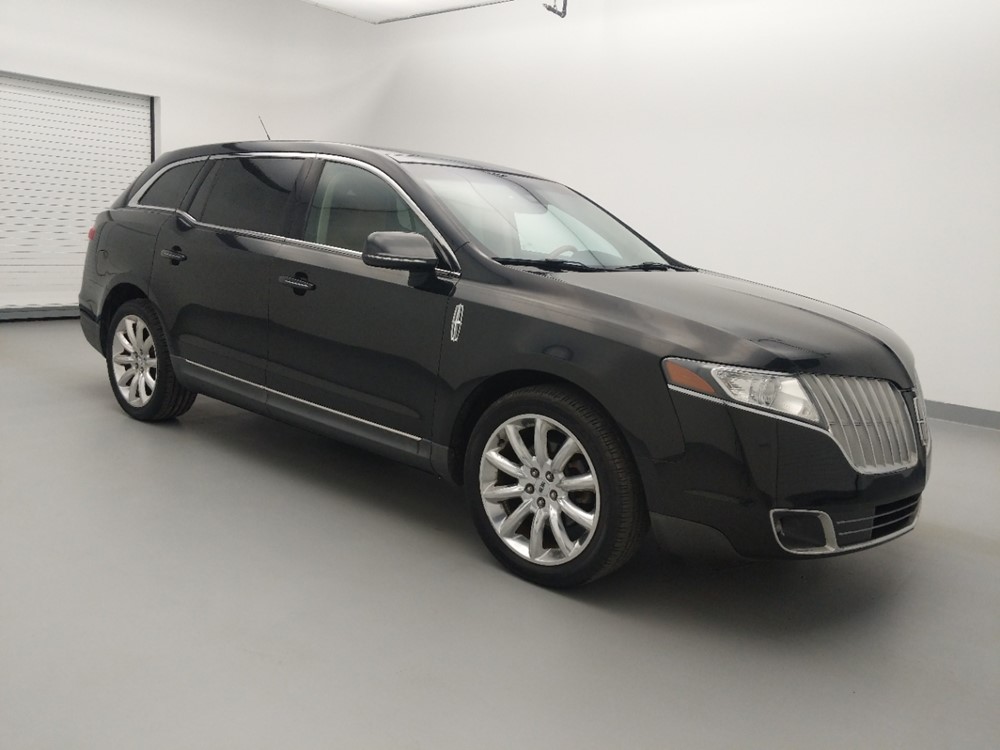 2010 Lincoln MKT - Passenger Front Side