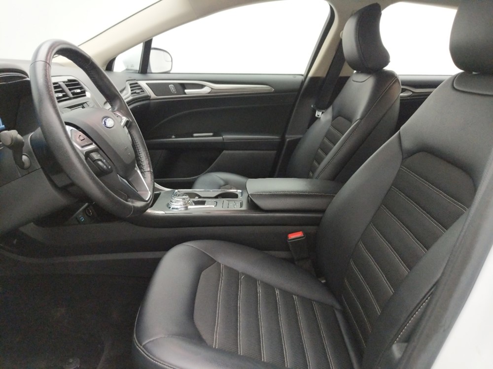 2017 Ford Fusion - Driver Front Seat