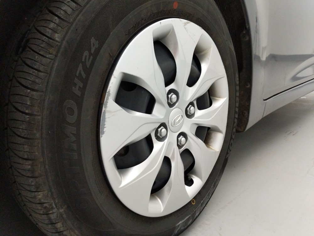 2017 Hyundai Accent - Wheel