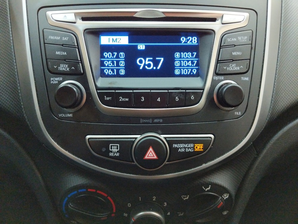 2017 Hyundai Accent - Stereo Package