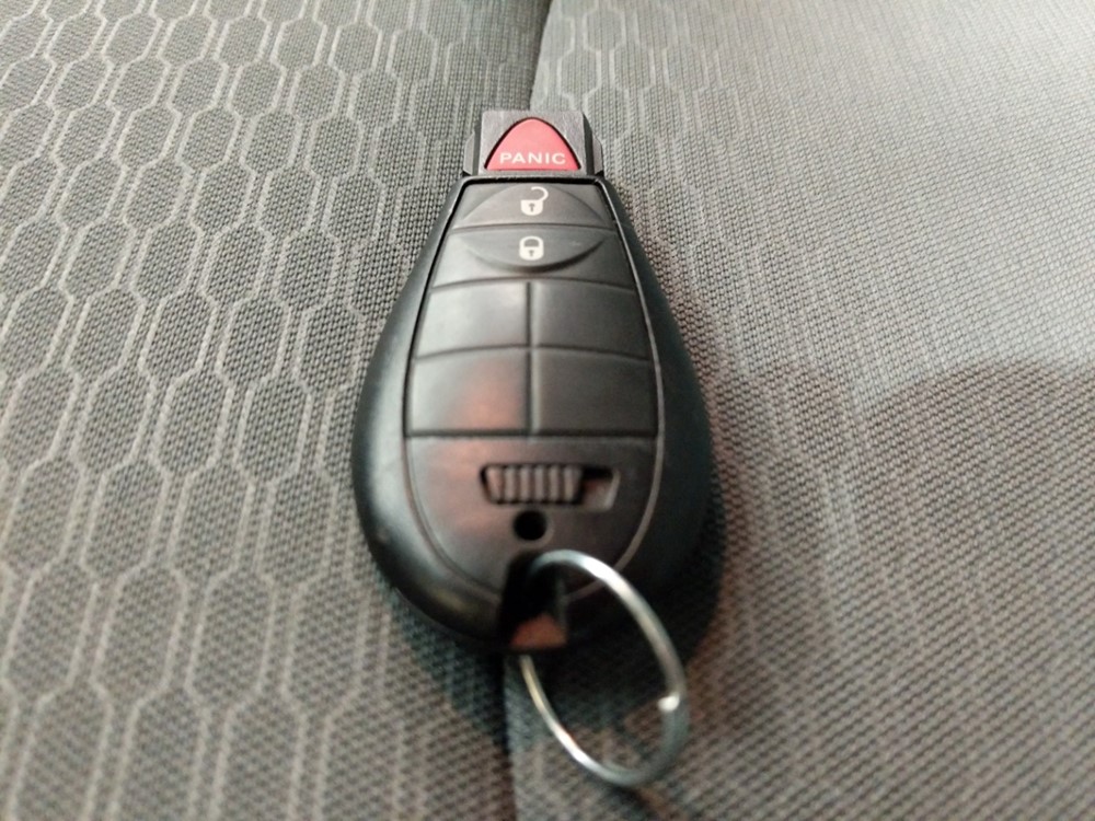 2017 Dodge Ram 1500 - Keys