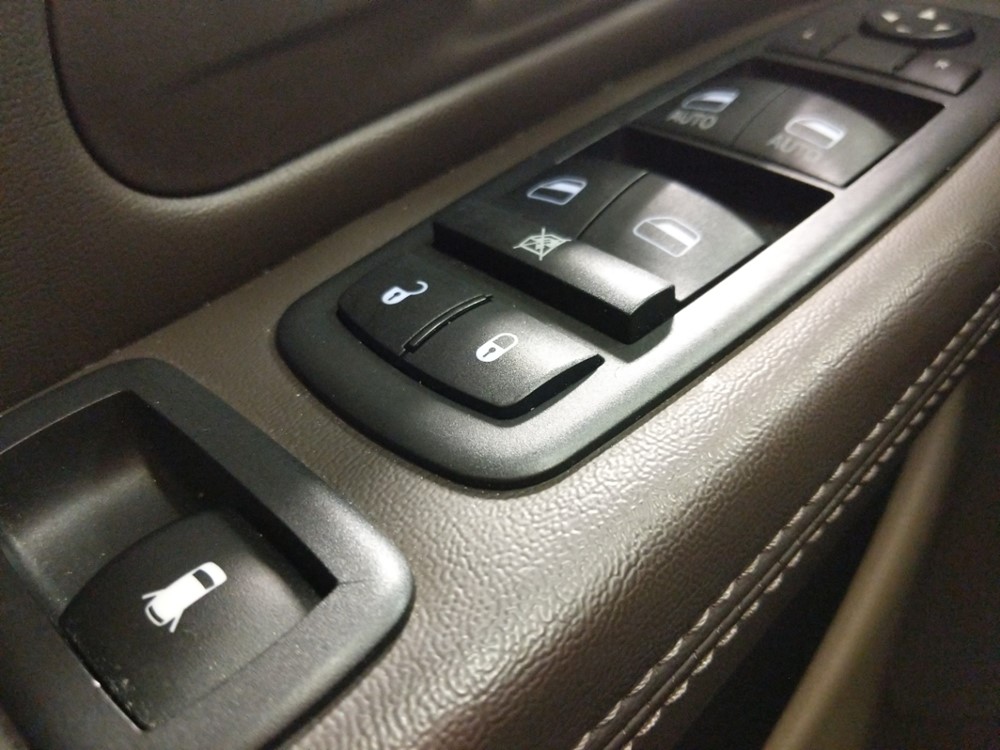 2012 Chrysler Town and Country - Driver Power Windows/Lock Control