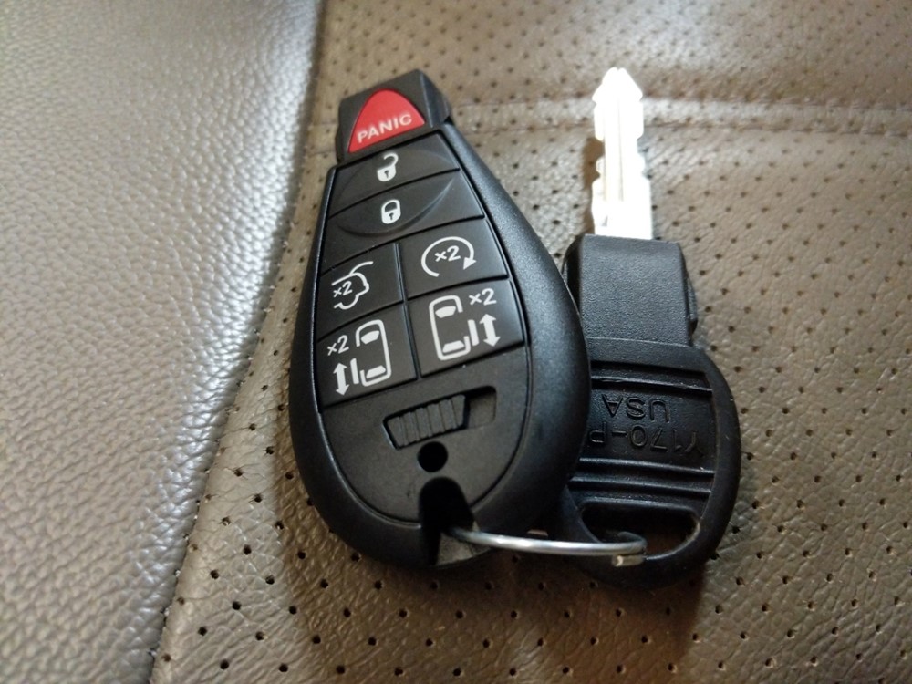 2012 Chrysler Town and Country - Keys