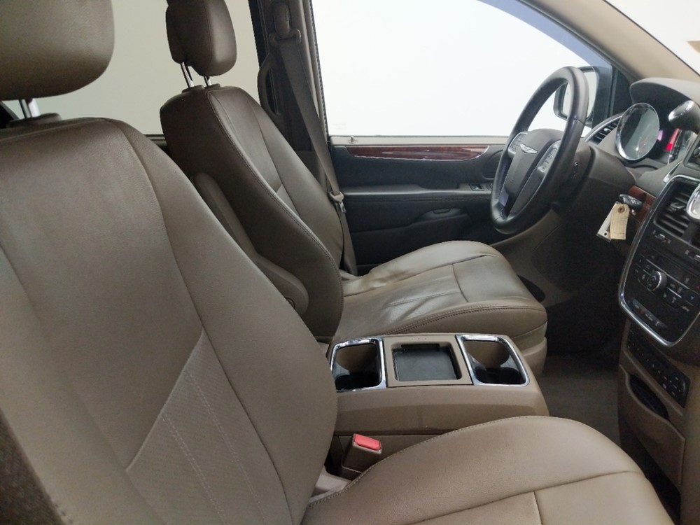 2012 Chrysler Town and Country - Passenger Front Seat