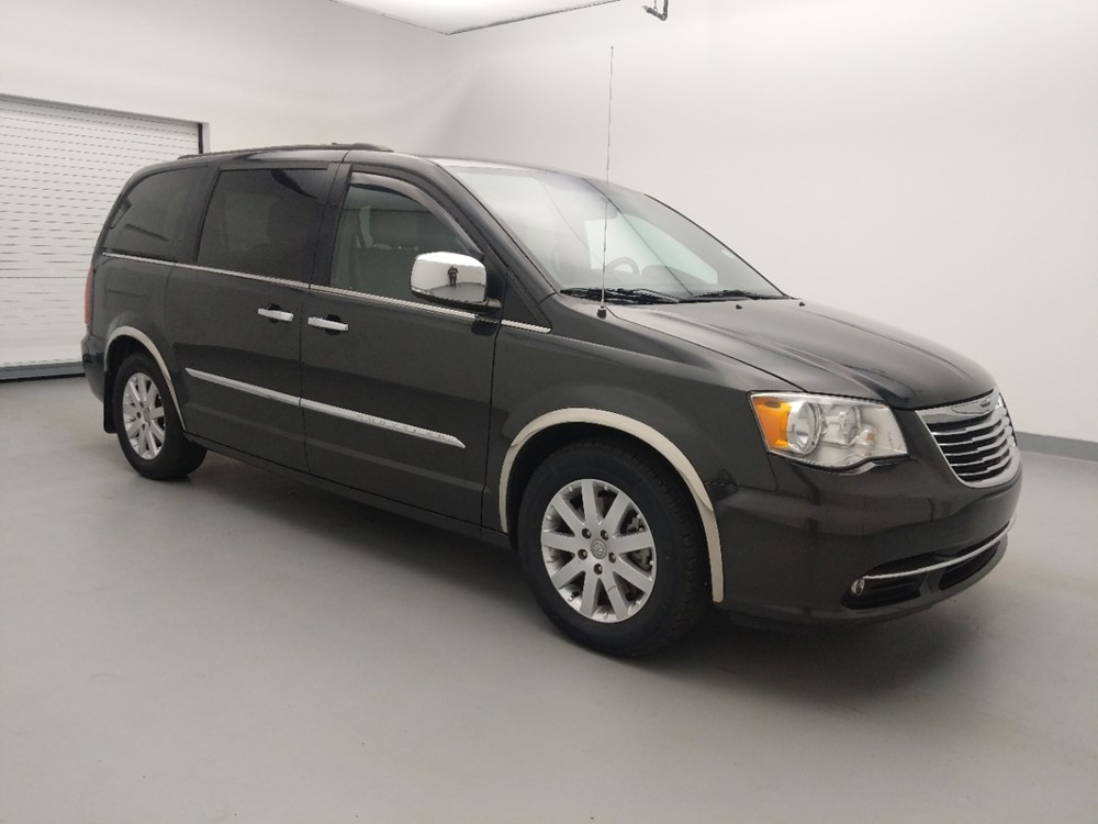 2012 Chrysler Town and Country - Passenger Front Side