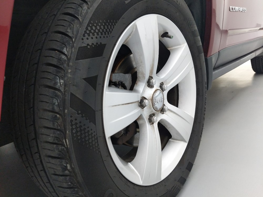 2014 Jeep Compass - Wheel