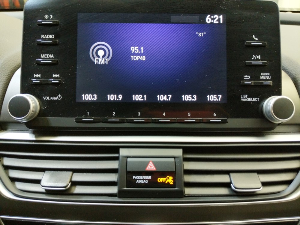 2018 Honda Accord - Stereo Package