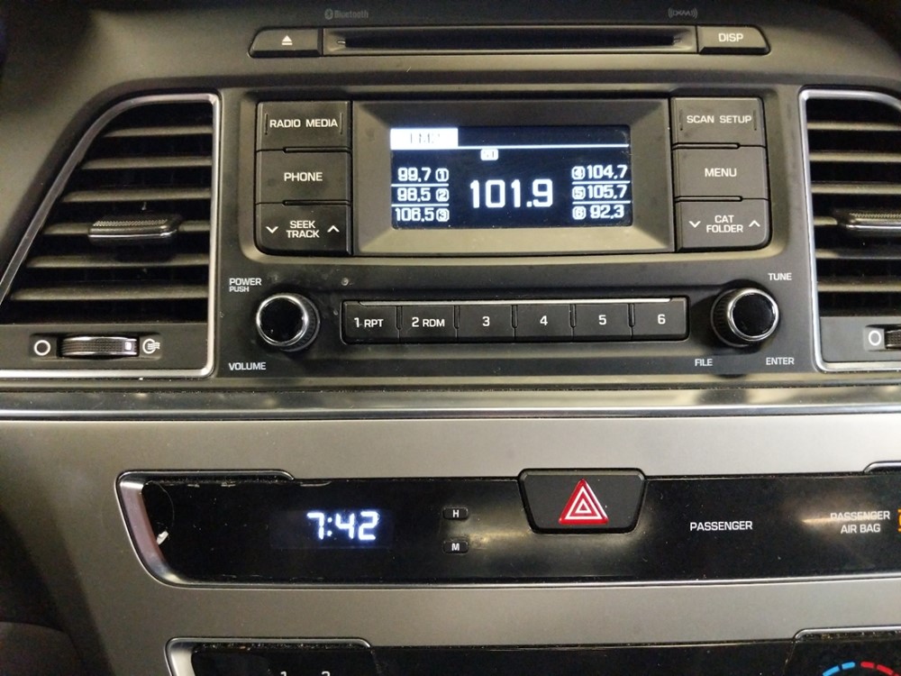 2017 Hyundai Sonata - Stereo Package