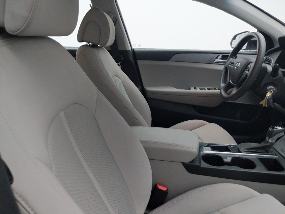 2017 Hyundai Sonata - Passenger Front Seat
