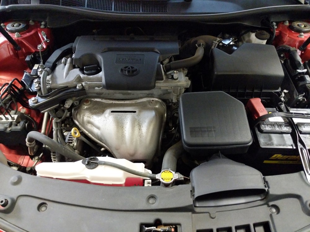 2014 Toyota Camry - Engine