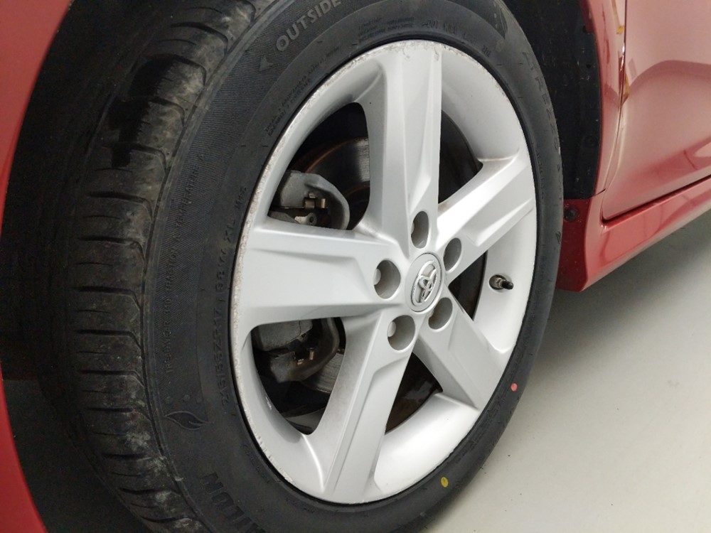 2014 Toyota Camry - Wheel